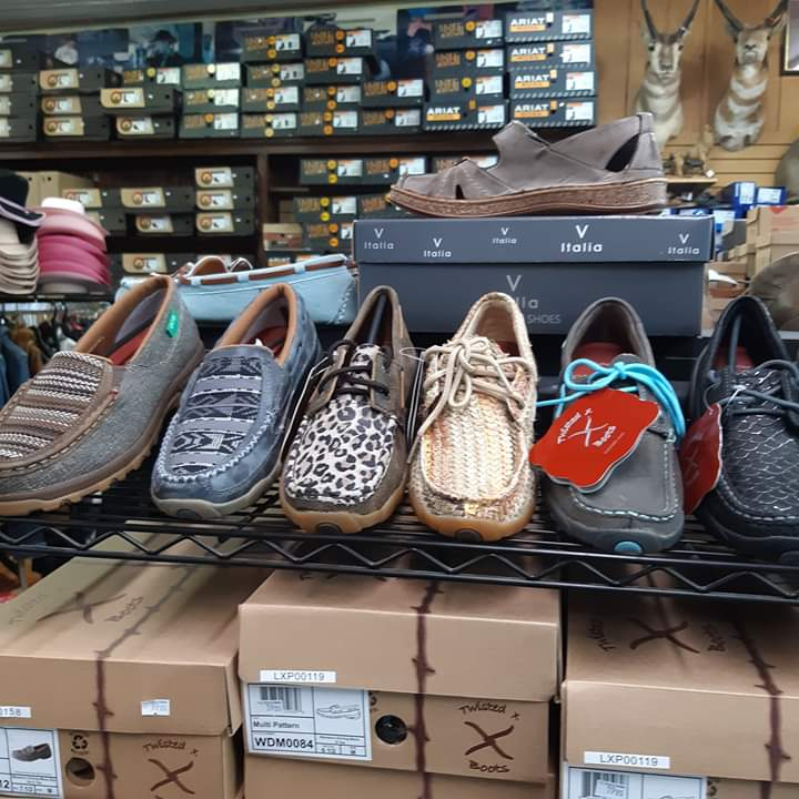 city shoe and saddle